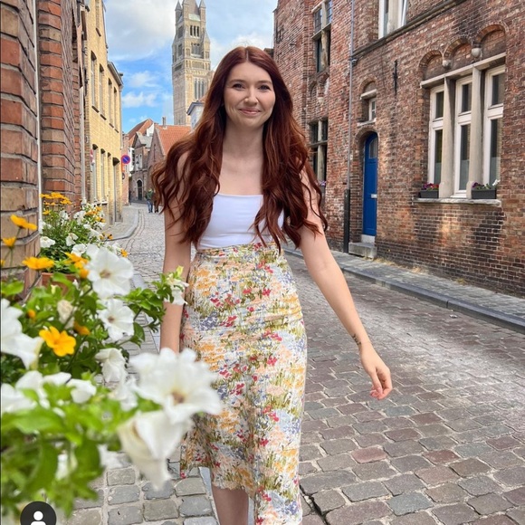 Reformation Bea Skirt Color: Countryside - Picture 16 of 16